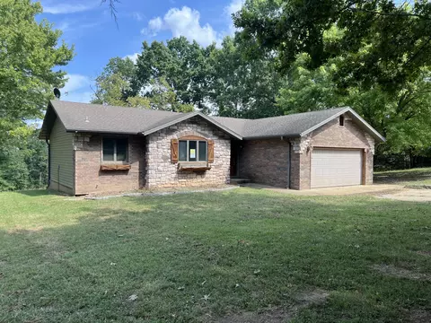Exterior - 15540 N State Highway 5, Ava, MO 65608 photo 2 of 3