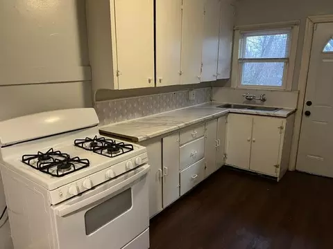 Kitchen - 531 S Fort Ave, Springfield, MO 65806 photo 1 of 4