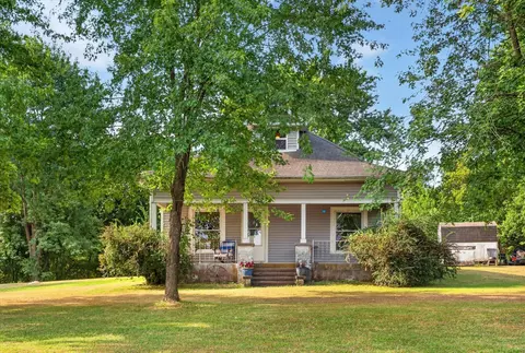 18540 E 1450 Rd, Stockton, MO 65785