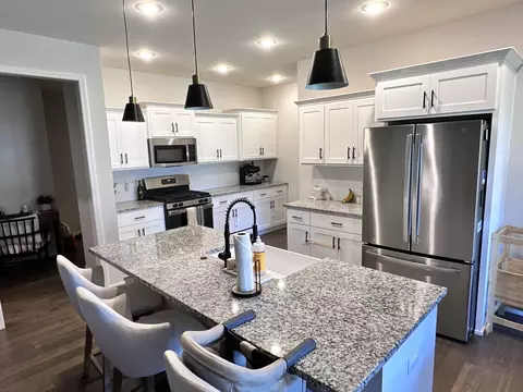 Kitchen - 4298 Rome Ave, Ozark, MO 65721 photo 2 of 3