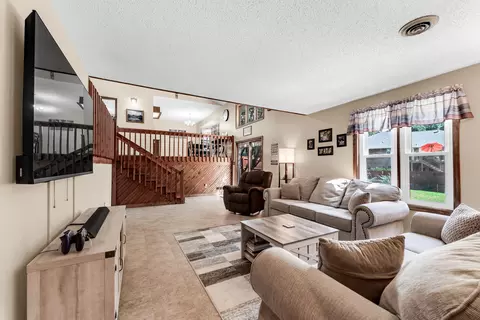 Living - 402 N Hightower Ave, Nixa, MO 65714 photo 2 of 2