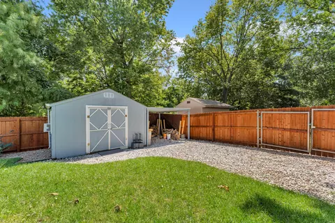 Exterior - 402 N Hightower Ave, Nixa, MO 65714 photo 12 of 14