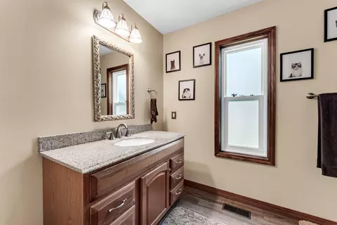 Bath - 402 N Hightower Ave, Nixa, MO 65714 photo 3 of 6