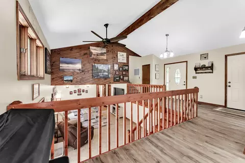 Entry Way - 402 N Hightower Ave, Nixa, MO 65714 photo 4 of 4