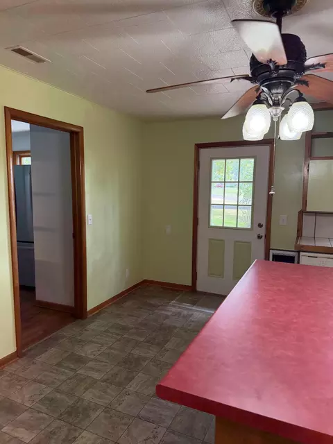 Other - 107 E James St, Mountain View, MO 65548 photo 3 of 15