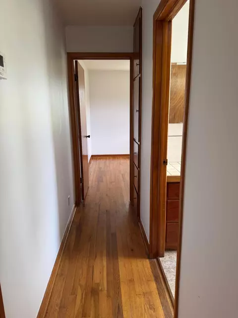 Entry Way - 107 E James St, Mountain View, MO 65548 photo 2 of 2