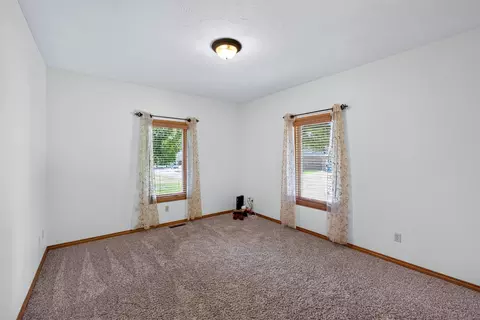 Bedroom - 1352 N Lennox Ct, Springfield, MO 65802 photo 4 of 5