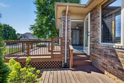 Exterior - 1352 N Lennox Ct, Springfield, MO 65802 photo 9 of 13
