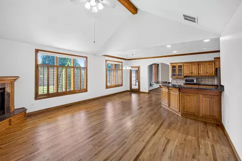 Living - 1352 N Lennox Ct, Springfield, MO 65802 photo 6 of 7
