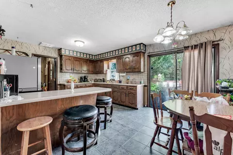 Kitchen - 515 S West Ave, Springfield, MO 65806 photo 1 of 4