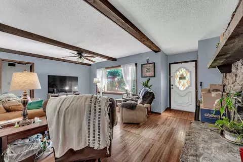 Entry Way - 515 S West Ave, Springfield, MO 65806 photo 1 of 3