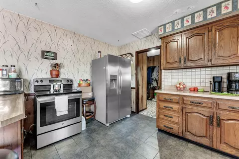 Kitchen - 515 S West Ave, Springfield, MO 65806 photo 4 of 4