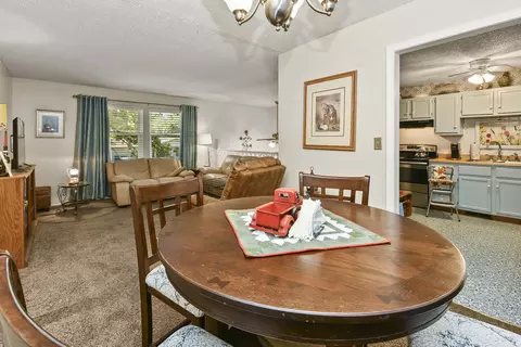 Dining - 3329 W Countryside Dr, Springfield, MO 65807 photo 2 of 2