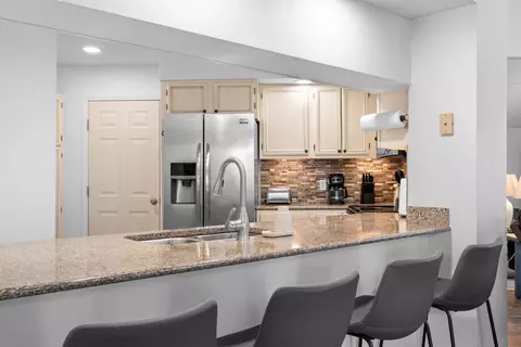 Kitchen - 147 Grandview Dr #1, Branson, MO 65616 photo 4 of 4