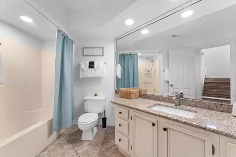 Bath - 147 Grandview Dr #1, Branson, MO 65616 photo 7 of 8