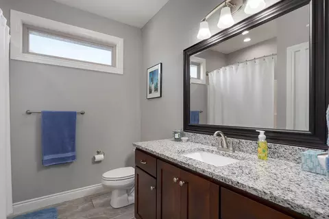 Bath - 835 E Donegal Cir, Nixa, MO 65714 photo 2 of 3