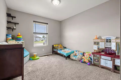 Bedroom - 531 S Forest Ln, Republic, MO 65738 photo 2 of 4