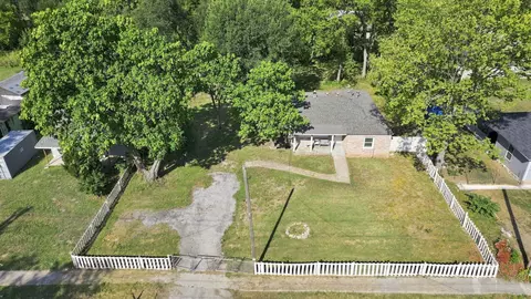 617 N Hillcrest Ave, Springfield, MO 65802 photo 3