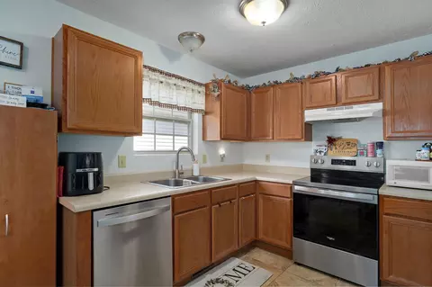 Kitchen - 635 S Mahn Ave, Springfield, MO 65802 photo 1 of 2