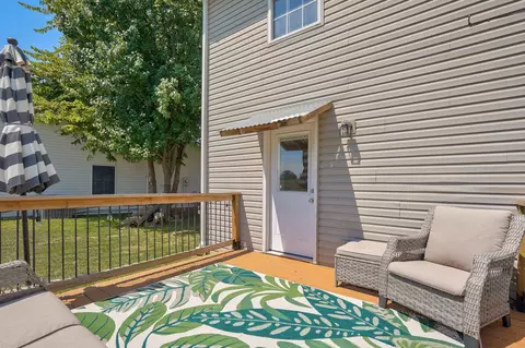 Exterior - 970 W Birch St, Nixa, MO 65714 photo 4 of 9