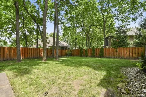 Exterior - 4013 E Gastonbury St, Springfield, MO 65809 photo 19 of 20