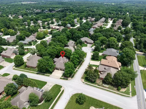 View/Area - 4013 E Gastonbury St, Springfield, MO 65809 photo 2 of 2
