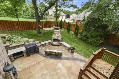 Exterior - 4013 E Gastonbury St, Springfield, MO 65809 photo 14 of 20