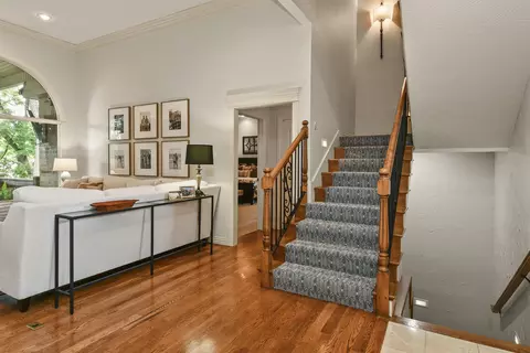 Entry Way - 4013 E Gastonbury St, Springfield, MO 65809 photo 3 of 8