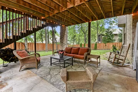 Exterior - 4013 E Gastonbury St, Springfield, MO 65809 photo 12 of 20