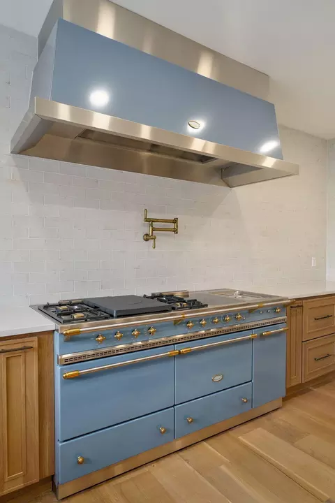 Kitchen - 497 Double Spring Rd, Republic, MO 65738 photo 3 of 13