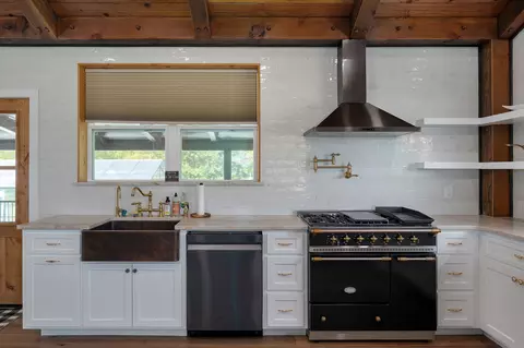 Kitchen - 497 Double Spring Rd, Republic, MO 65738 photo 13 of 13