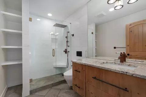 Bath - 497 Double Spring Rd, Republic, MO 65738 photo 7 of 24