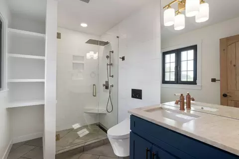 Bath - 497 Double Spring Rd, Republic, MO 65738 photo 8 of 24