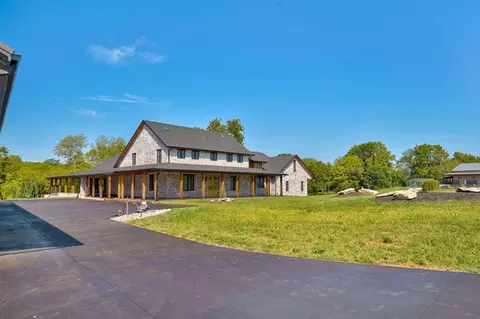 Exterior - 497 Double Spring Rd, Republic, MO 65738 photo 2 of 31
