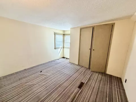 Bedroom - 25870 County Road 250, Hermitage, MO 65668 photo 3 of 4