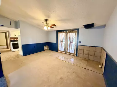 Living - 25870 County Road 250, Hermitage, MO 65668 photo 2 of 4