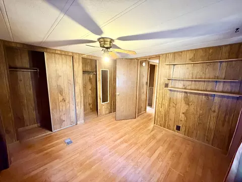 Bedroom - 25870 County Road 250, Hermitage, MO 65668 photo 2 of 4