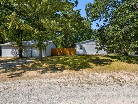 Exterior - 25870 County Road 250, Hermitage, MO 65668 photo 1 of 7