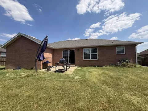 429 N Douglas Dr, Republic, MO 65738 photo 4