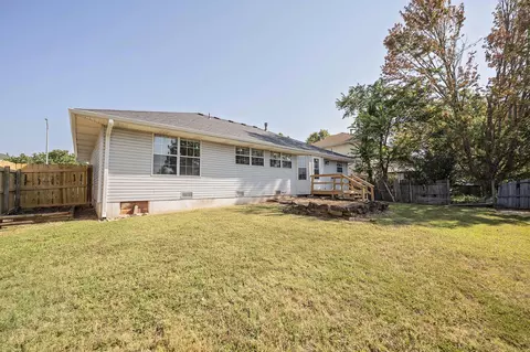Exterior - 3020 W Melbourne St, Springfield, MO 65810 photo 6 of 6