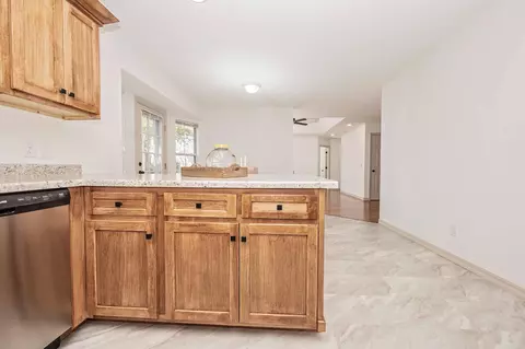 Kitchen - 3020 W Melbourne St, Springfield, MO 65810 photo 2 of 2