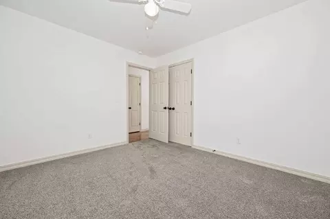 Bedroom - 3020 W Melbourne St, Springfield, MO 65810 photo 6 of 8