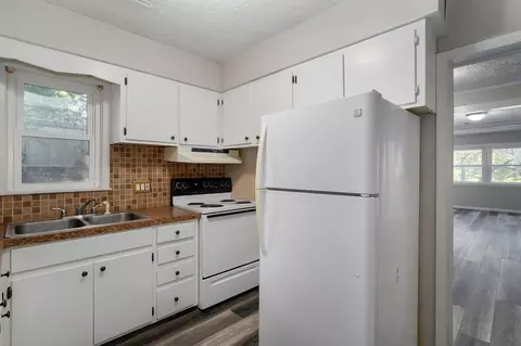 Kitchen - 1226 W Kerr St, Springfield, MO 65803 photo 1 of 1