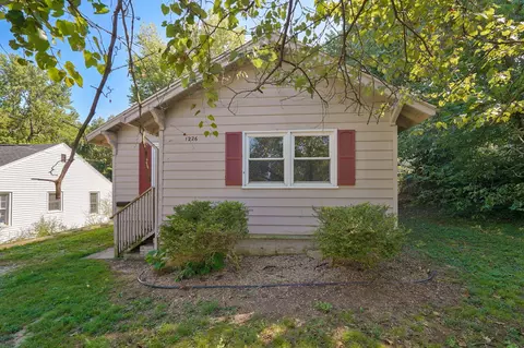 Exterior - 1226 W Kerr St, Springfield, MO 65803 photo 3 of 8