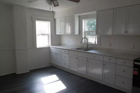 Kitchen - 194 Red Clover Rd, Strafford, MO 65757 photo 1 of 3