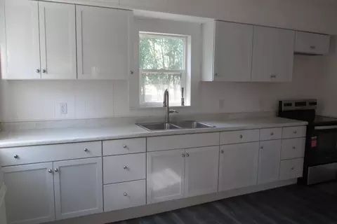 Kitchen - 194 Red Clover Rd, Strafford, MO 65757 photo 3 of 3