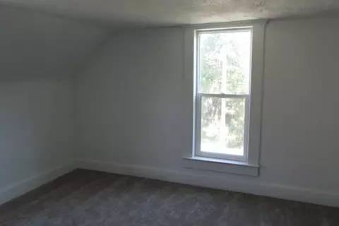 Bedroom - 194 Red Clover Rd, Strafford, MO 65757 photo 2 of 6