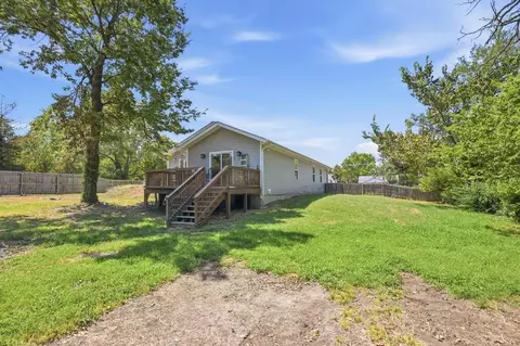 Exterior - 115 S Mccoy Ave, Joplin, MO 64801 photo 2 of 4