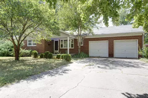 Exterior - 1455 S Barnes Ave, Springfield, MO 65804 photo 2 of 7