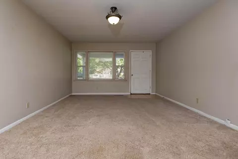 Living - 1455 S Barnes Ave, Springfield, MO 65804 photo 4 of 9